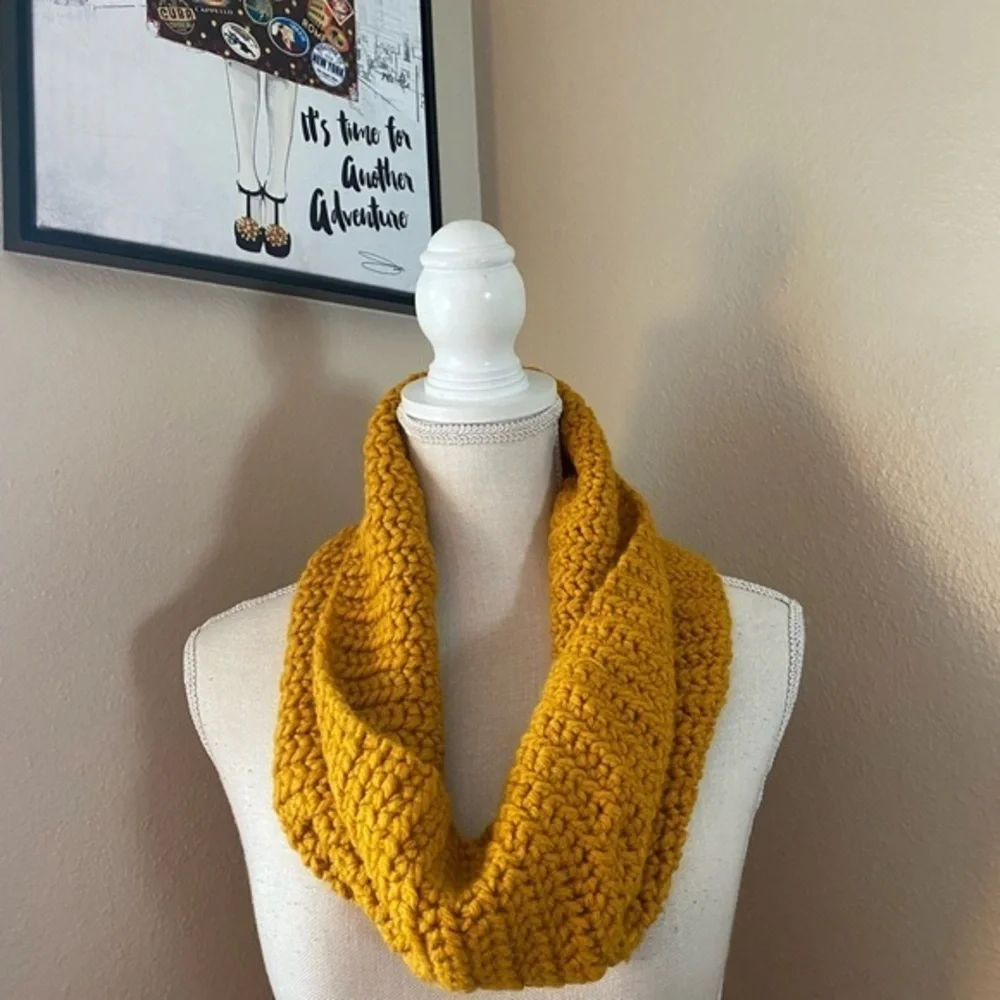 Mustard color hand knit neck gaiter/snood